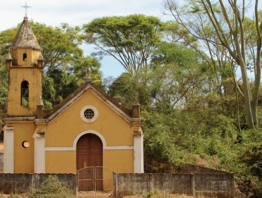 Pico do Gavio in guas da Prata 'daki İsa' nın Kutsal Kalbi Şapeli - Brezilya