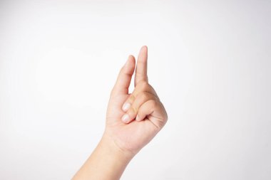 İşaret parmağı beyaz arka planda bir el tarafından uzatılır.