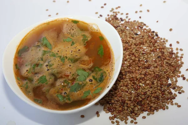 Sağlıklı Çorba Kollu Rasam