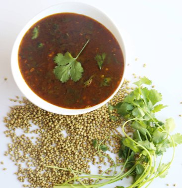 Sağlıklı Çorba Kişniş Rasam