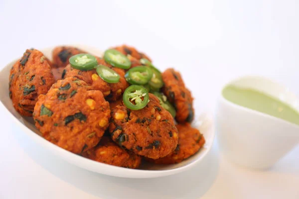 Baharatlı Paruppu Vadai Atıştırmalıkları