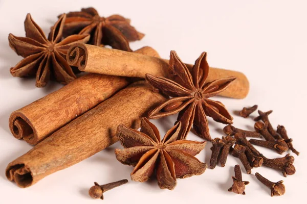 Hint baharatları köri ve biryani için.