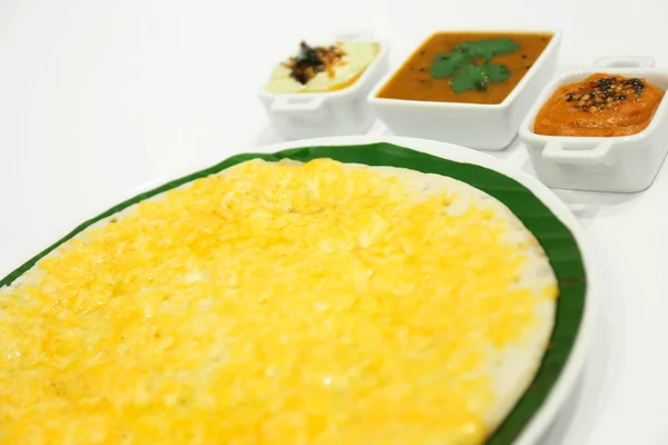 Muz Yaprağında Uthappam peyniri