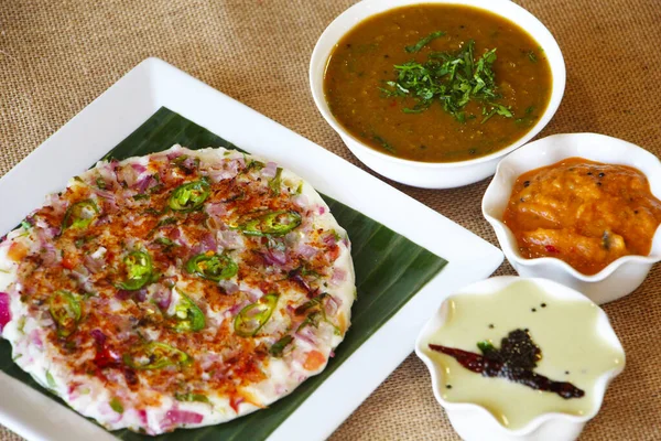 Güney Hint soğanı Chili Uthappam