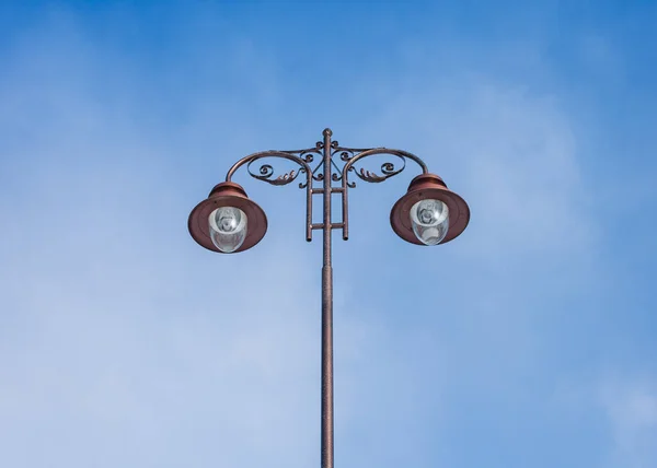 Lanterne Rue Sur Fond Ciel Bleu — Photo