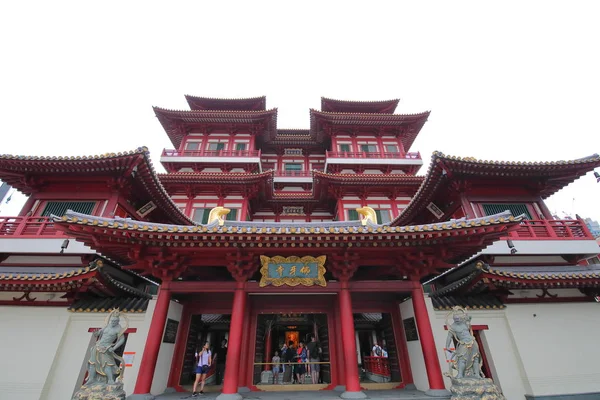 Singapur Noviembre 2018 Personas Identificadas Visitan Buddha Tooth Relic Temple — Foto de Stock