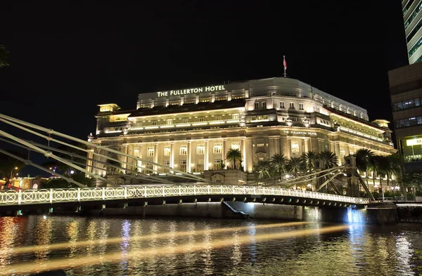 新加坡 2018年11月15日 新加坡富勒顿酒店 富勒顿酒店是一家五星级豪华酒店 位于新加坡河畔市中心附近 — 图库照片