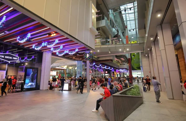 Singapore November 2018 Oidentifierade Personer Besök Orchard Central Shopping Mall — Stockfoto