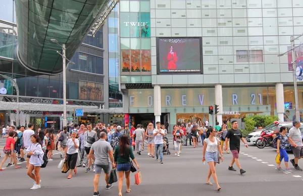 Singapore November 2018 Unidentified People Visit Orchard Road Shopping Area — Stock Photo, Image