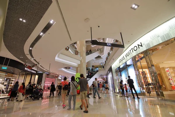 Singapur Noviembre 2018 Personas Identificadas Visitan Centro Comercial Ion Orchard —  Fotos de Stock