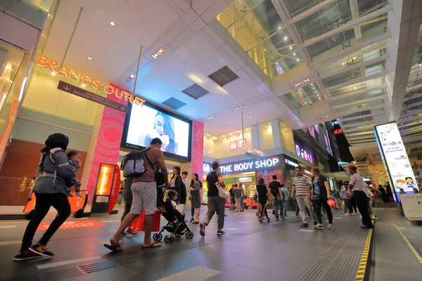 Kuala Lumpur Malasia Noviembre 2018 Personas Identificadas Visitan Centro Comercial —  Fotos de Stock