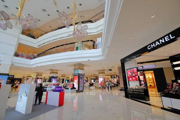 Kuala Lumpur Malaysia November 2018 Unidentified People Visit Sogo Shopping — Stock Photo, Image