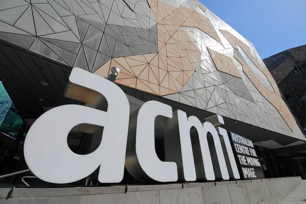 Melbourne Avustralya - 26 Kasım 2018: Hareketli görüntü Federasyon Meydanı Melbourne Avustralya ACMI Avustralya Merkezi