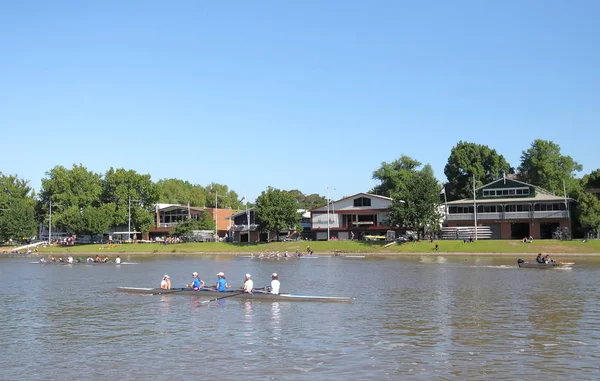 Melbourne Australia November 2018 Unidentified People Train Canoeing Yarra River — Stock Photo, Image