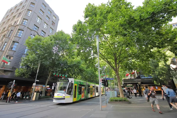 Melbourne Australia Noviembre 2018 Personas Identificadas Visitan Calle Swanston Melbourne — Foto de Stock