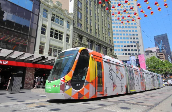 Melbourne Austrália Novembro 2018 Moden Tram Atravessa Centro Melbourne Melbourne — Fotografia de Stock