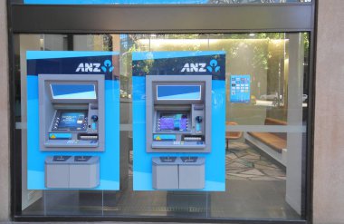 Melbourne Avustralya - 30 Kasım 2018: Avustralya ve Yeni Zelanda banka Anz para makinesi. ANZ dört büyük bankanın Avustralya ve Yeni Zelanda en büyük biridir.