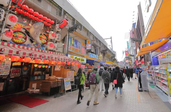 Tokio Japón Diciembre 2018 Personas Identificadas Visitan Galería Comercial Ameyoko —  Fotos de Stock