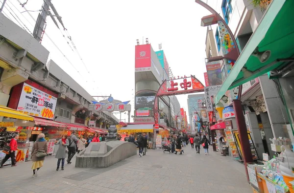 Tokyo Japan Dezember 2018 Unbekannte Besuchen Ameyoko Shopping Arcade Tokyo — Stockfoto