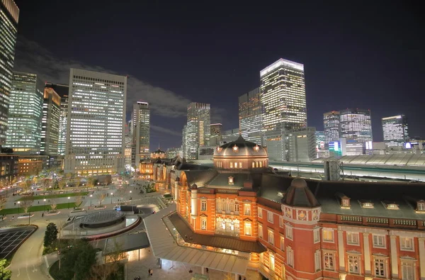 Tokyo Tren İstasyonu gece cityscape Tokyo Japonya