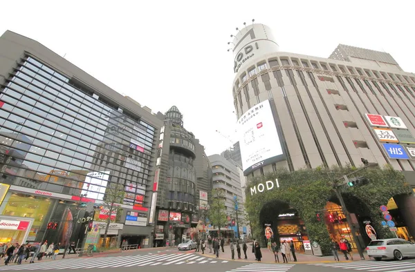 Tokyo Japan December 2018 Oidentifierade Personer Besök Shibuya Shoppingområdet Tokyo — Stockfoto