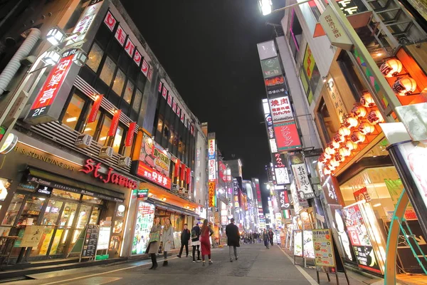 Tokyo Japonya Aralık 2018 Kimliği Belirsiz Kişi Ziyaret Kabukicho Kırmızı — Stok fotoğraf