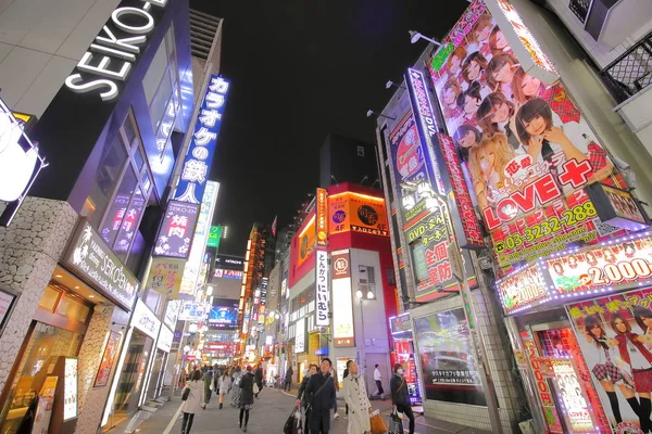 Tokyo Japan Dezember 2018 Unbekannte Besuchen Rotlichtviertel Shinjuku Tokyo Japan — Stockfoto