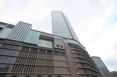 Osaka Japonya - 14 Kasım 2018: Japonya'nın Osaka Hankyu mağaza.