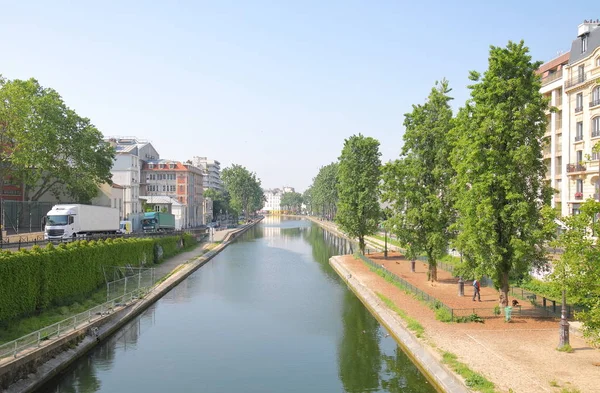 Canal Saint Martin Paisaje Urbano Paris Francia —  Fotos de Stock