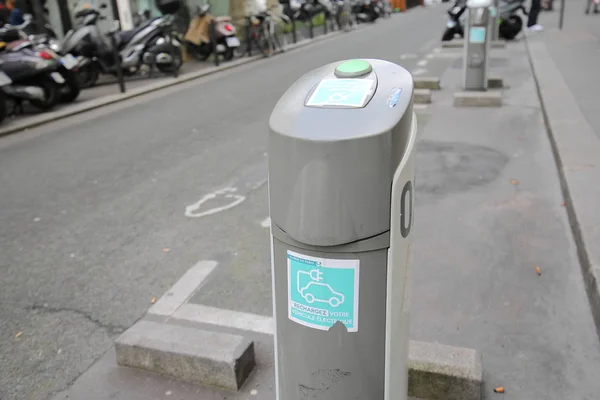 Paris France Maio 2019 Estação Carregamento Carros Elétricos Paris França — Fotografia de Stock