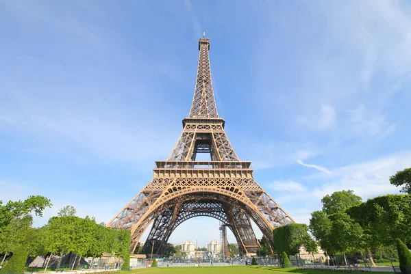 Eiffel Torony Ikonikus Építészet Párizs Franciaország — Stock Fotó