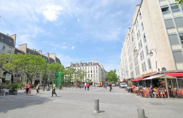 Parijs Frankrijk Mei 2019 Ongeïdentificeerde Mensen Bezoek Paleis Georges Pompidou — Stockfoto