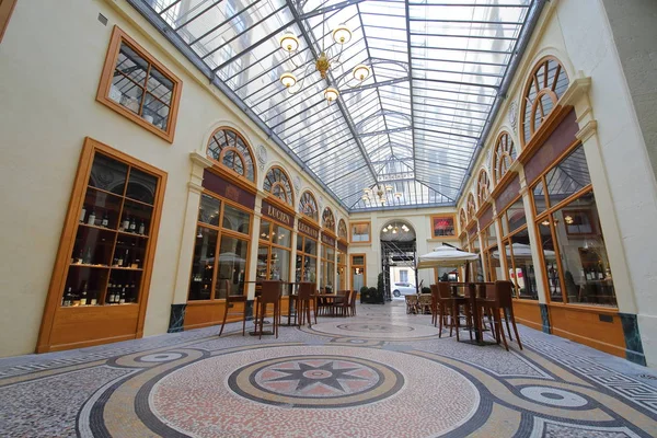 París Francia Mayo 2019 Personas Identificadas Visitan Galerie Vivienne Shopping — Foto de Stock