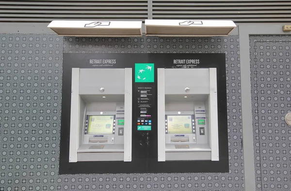 Parijs Frankrijk Mei 2019 Bnp Paribas Bank Atm Parijs Frankrijk — Stockfoto