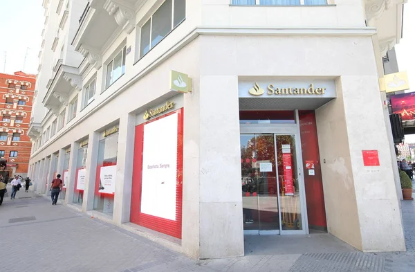 Madrid Španělsko Května 2019 Santanderský Bankovní Úřad Madridu Španělsko — Stock fotografie