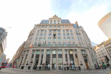 Londra İngiltere - 1 Haziran 2019: House of Fraser tarihi binası Londra İngiltere
