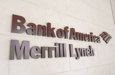 Londra İngiltere - 2 Haziran 2019: Bank of America Merrill Lynch işareti
