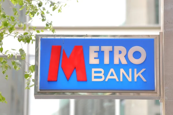 Londres Angleterre Juin 2019 Bureau Metro Bank Londres — Photo