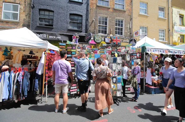 Londen Engeland Juni 2019 Ongeïdentificeerde Mensen Bezoeken Brick Lane Sunday — Stockfoto