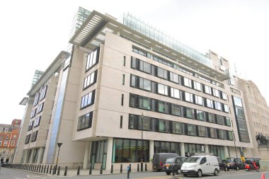 Londra İngiltere - 3 Haziran 2019: Bbc British Broadcasting Corporation ofisi Londra İngiltere