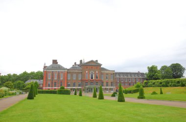 Kensington Sarayı tarihi mimarisi Londra İngiltere
