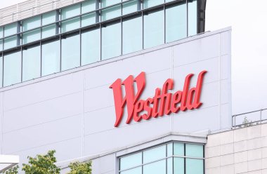 Londra İngiltere - 4 Haziran 2019: Westfield alışveriş merkezi Londra İngiltere
