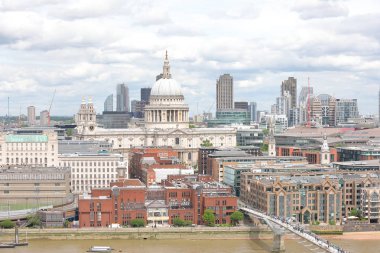Londra St Pauls katedrali ve River Thames cityscape Londra İngiltere