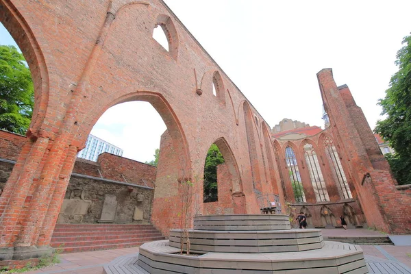 Berlin Almanya Haziran 2019 Kimliği Belirsiz Kişiler Franziskaner Klosterkirche Kilisesi — Stok fotoğraf