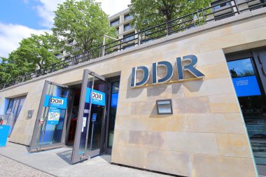 Berlin Almanya - 7 Haziran 2019: Ddr müzesi Berlin Almanya