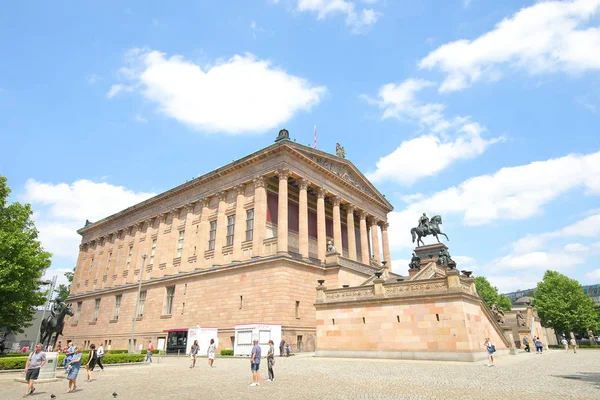 Berlín Alemania Junio 2019 Personas Identificadas Visitan Edificio Histórico Galería —  Fotos de Stock