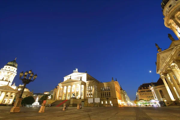 Gendarmenmarkt Square Plaza Gece Şehir Manzarası Berlin Almanya — Stok fotoğraf