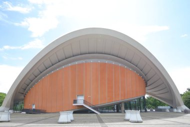 Berlin Almanya - 8 Haziran 2019: Uluslararası çağdaş sanatların tanıtımı ve tartışması için Ulusal Merkez Berlin Almanya