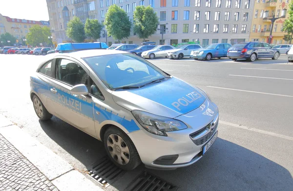 Berlin Almanya - 9 Haziran 2019: Berlin Almanya polis arabası