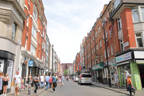 Londra Inghilterra Giugno 2019 Persone Non Identificate Visitano Zona Soho — Foto Stock